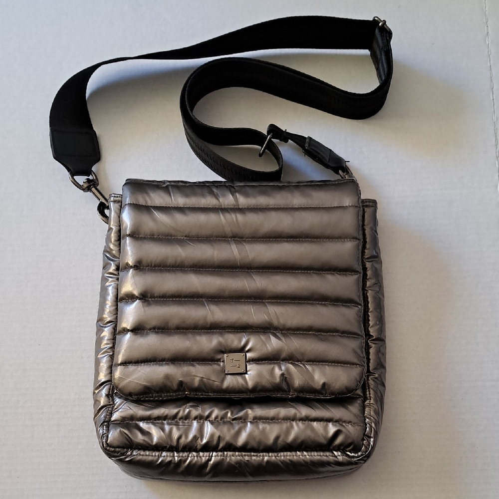 EUC THINK  ROYLAN Women's Bum Bag Crossbody quilted metalic